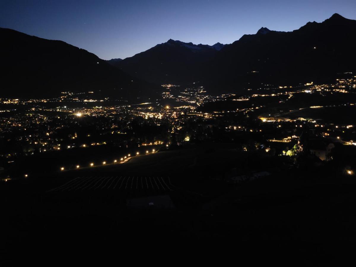 Schwarzplatterhof Apartment Merano Exterior photo